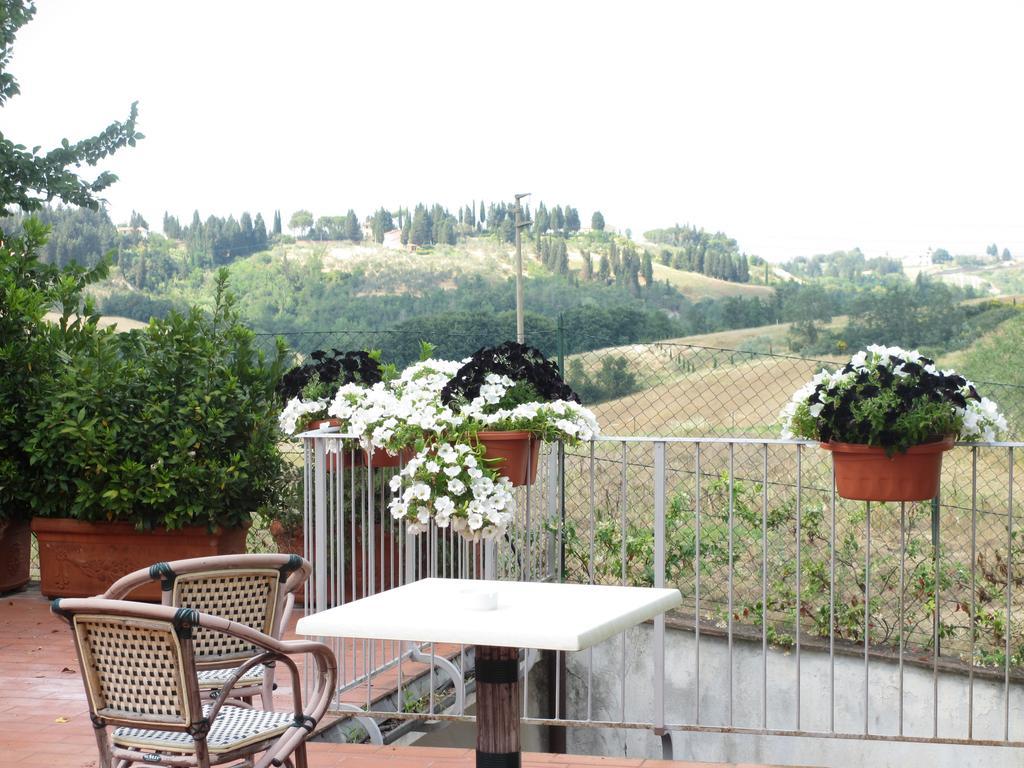 Locanda le Boscarecce Castelfiorentino Camera foto