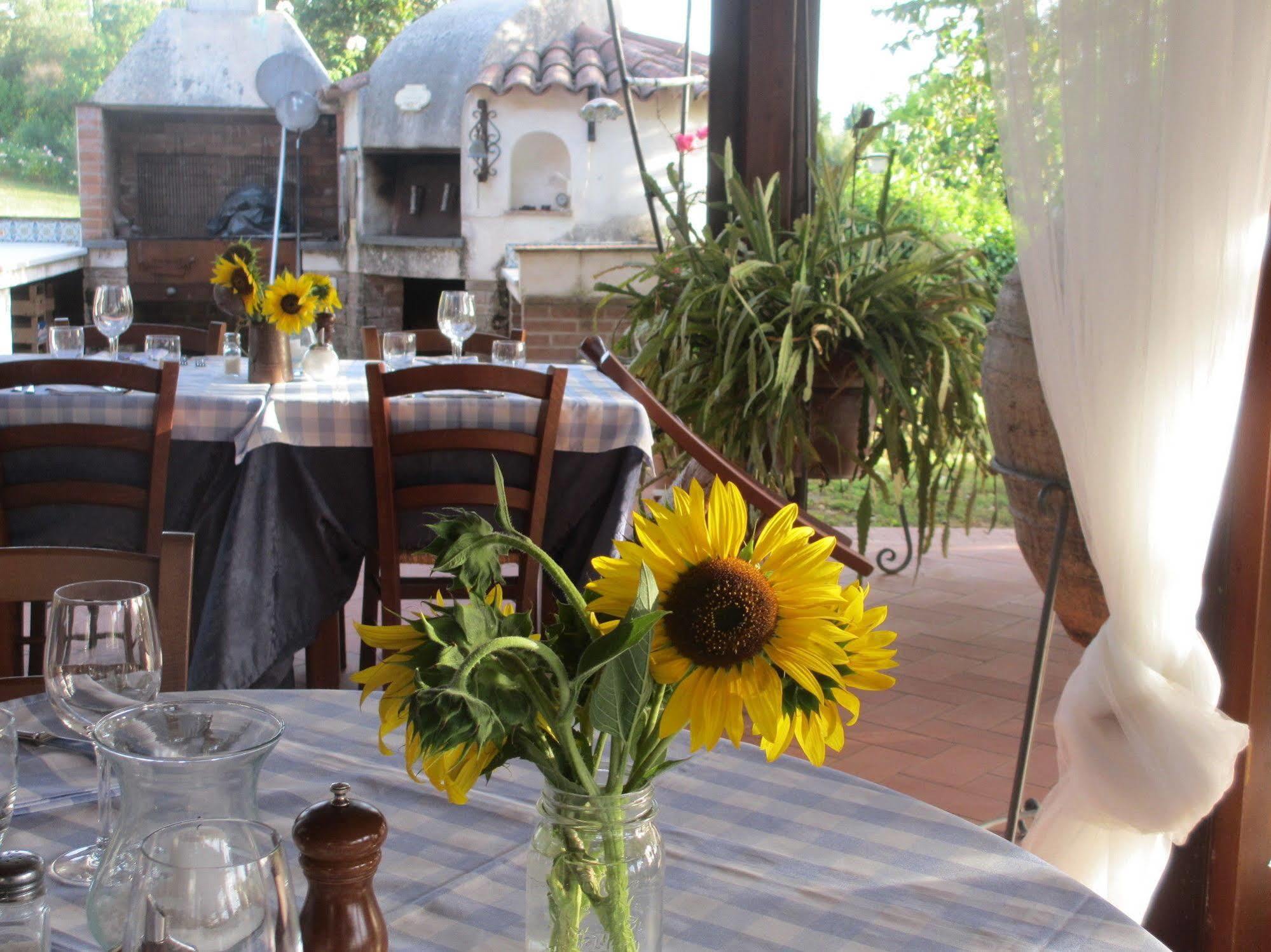 Locanda le Boscarecce Castelfiorentino Esterno foto